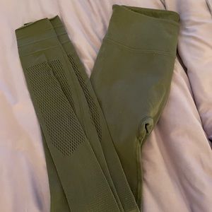 Free people movement size m olive green high waisted leggings